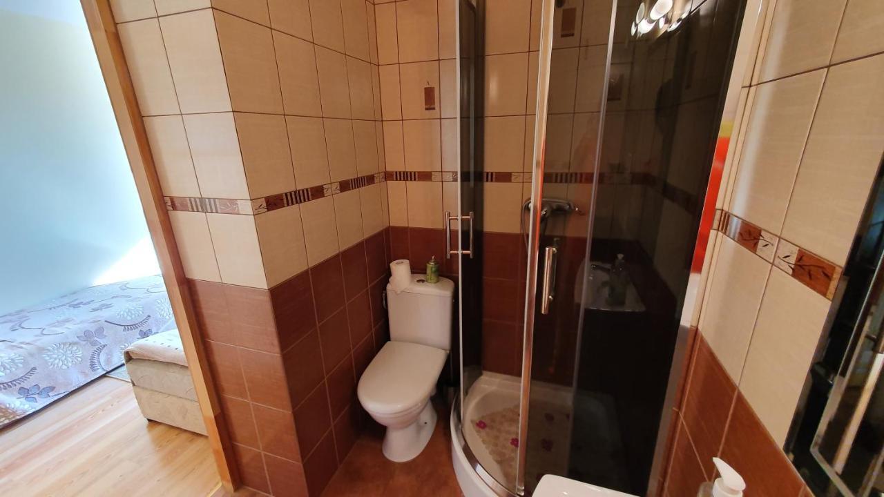 "U Izy" Pokoje Goscinne I Przyczepy Campingowe Мельно Экстерьер фото